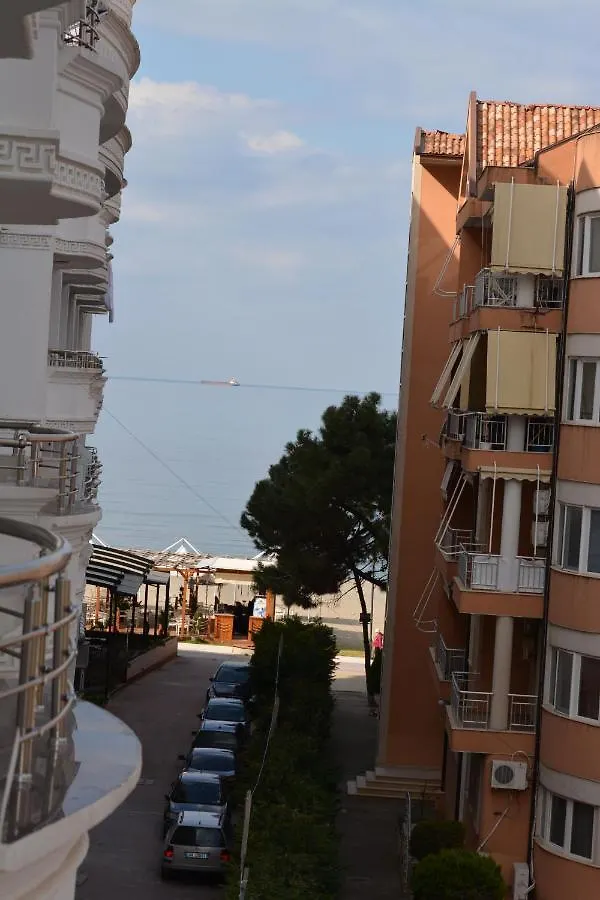 Alb'S Apartment 2 Golem  Albania